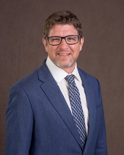 Robert Carson's Headshot